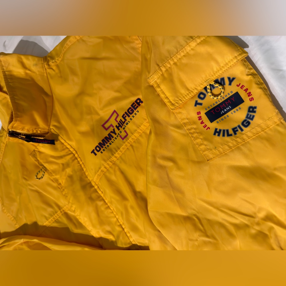 Vintage Tommy Hilfiger mens rain jacket